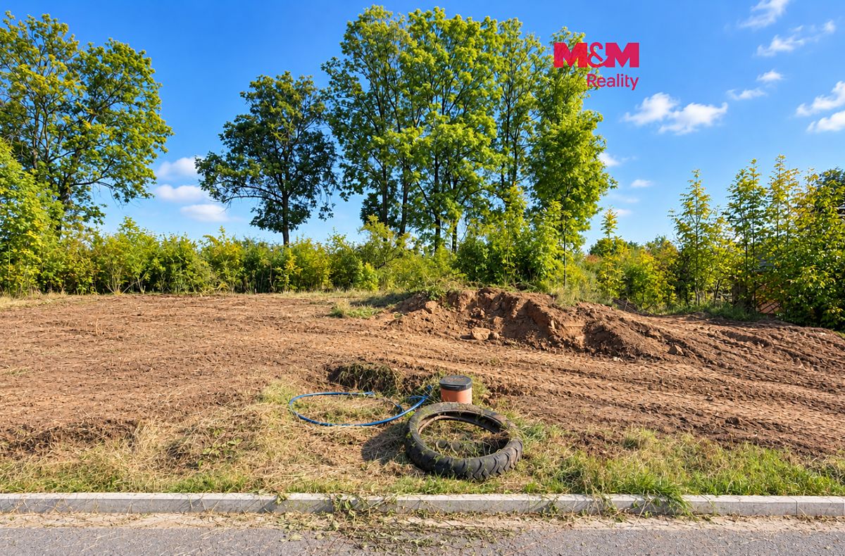 Prodej stavebního pozemku 931 m², Čepí – fotka 1 z 3