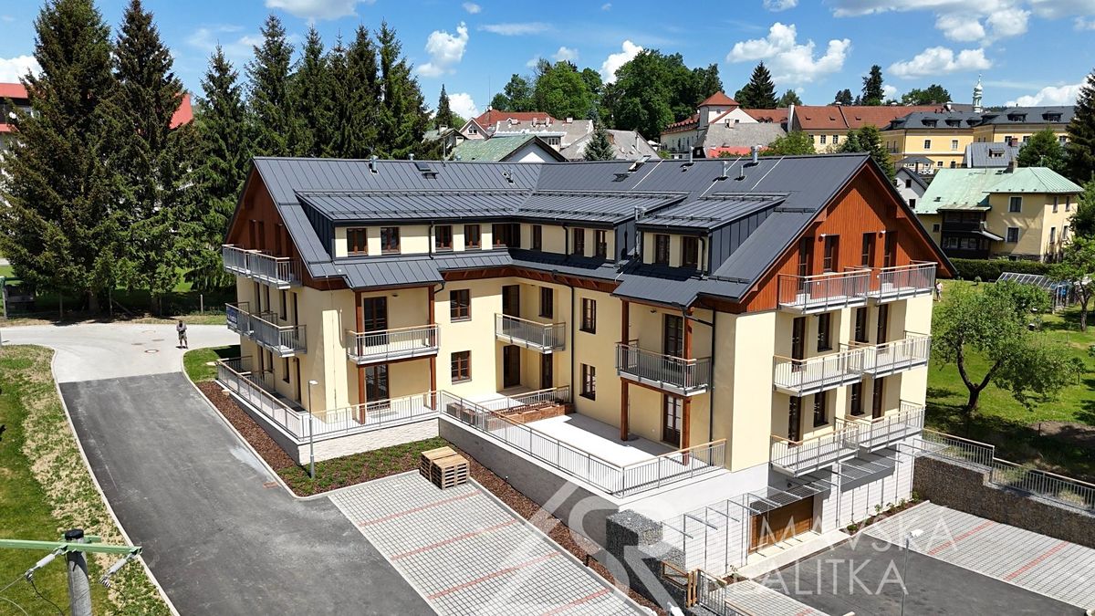 Prodej bytu 2+kk 44 m², Kašperské Hory – fotka 1 z 3