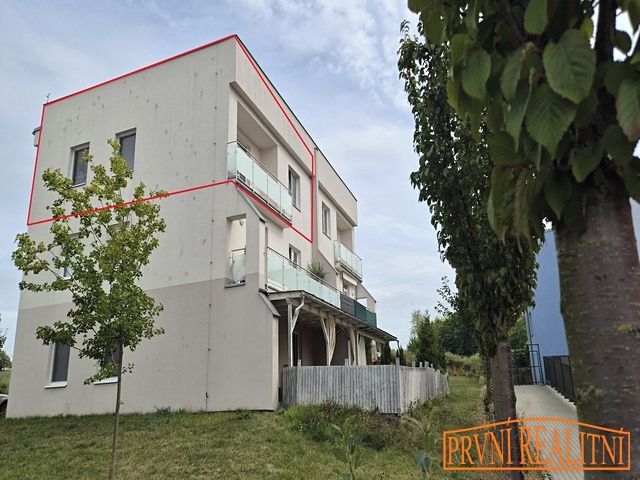 Pronájem bytu 3+kk 64 m²