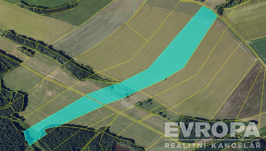 Prodej pole 65443 m²