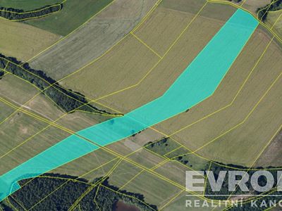 Prodej pole 65443 m²