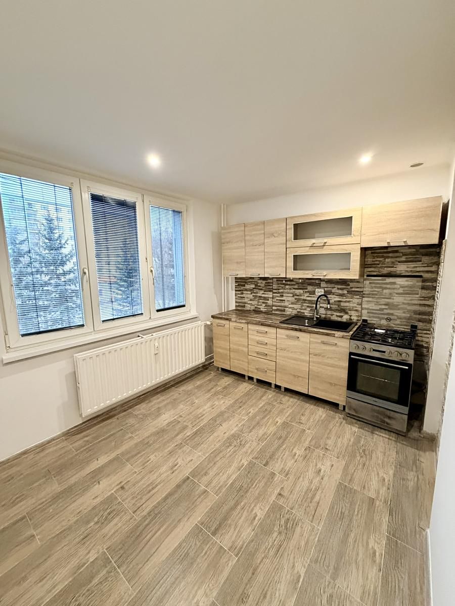 Prodej bytu 2+1 59 m², Chomutov – fotka 1 z 3