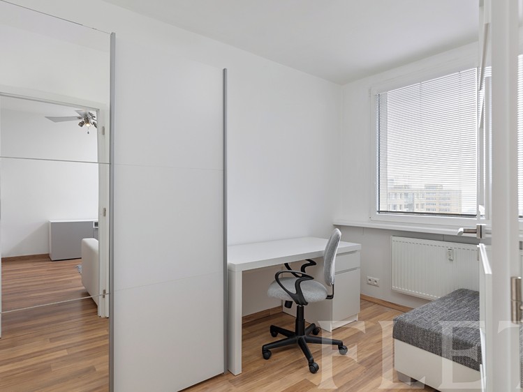 Квартира 4+1 на продаж, 80 м² (6 з 14)
