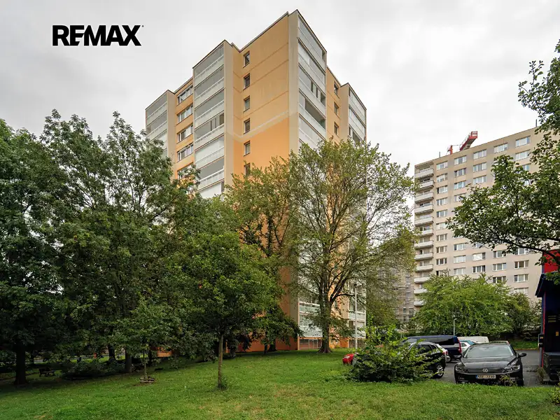 Prodej bytu 3+1 69 m², Praha – náhled fotky 1