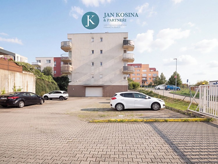Prodej bytu 2+kk, 53 m² (25 z 30)