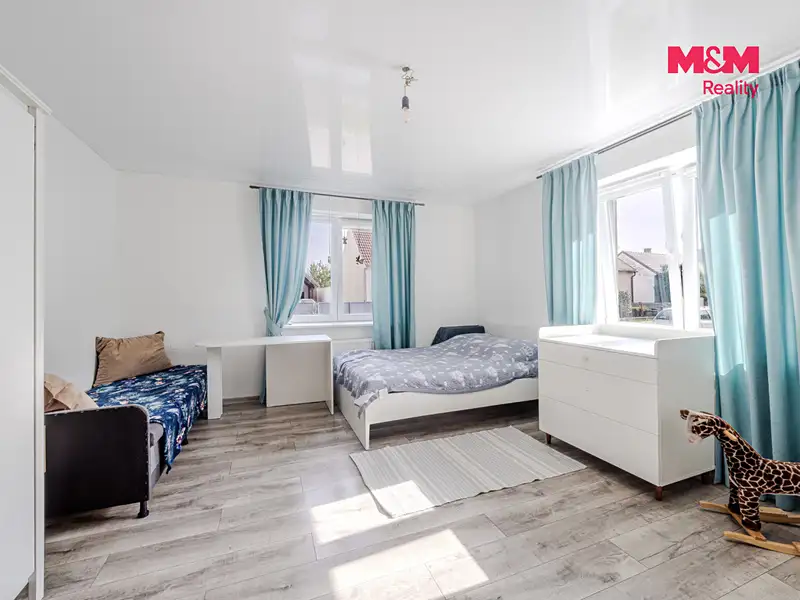Prodej rodinného domu 80 m², pozemek 604 m², Bobnice – náhled fotky 2