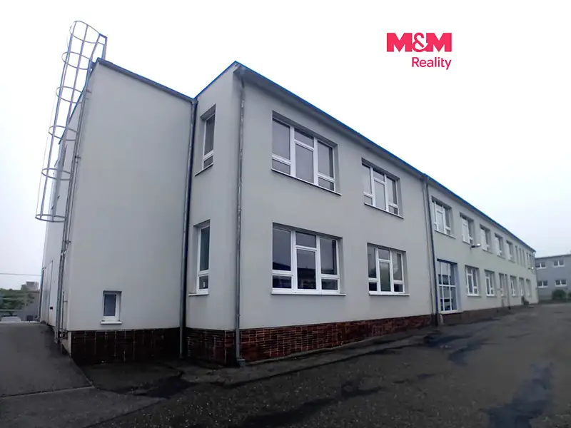 Pronájem skladového prostoru 960 m², Červený Kostelec – náhled fotky 1