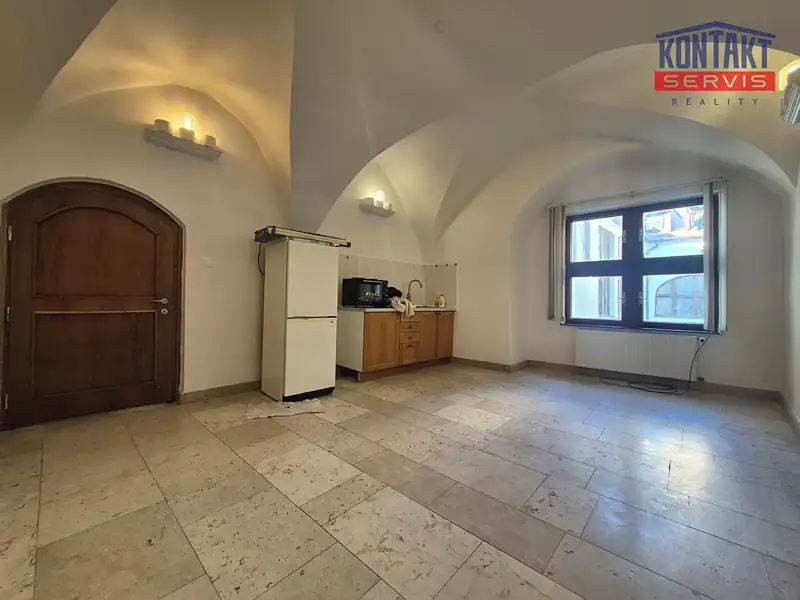 Pronájem bytu 2+1 80 m², České Budějovice – náhled fotky 1