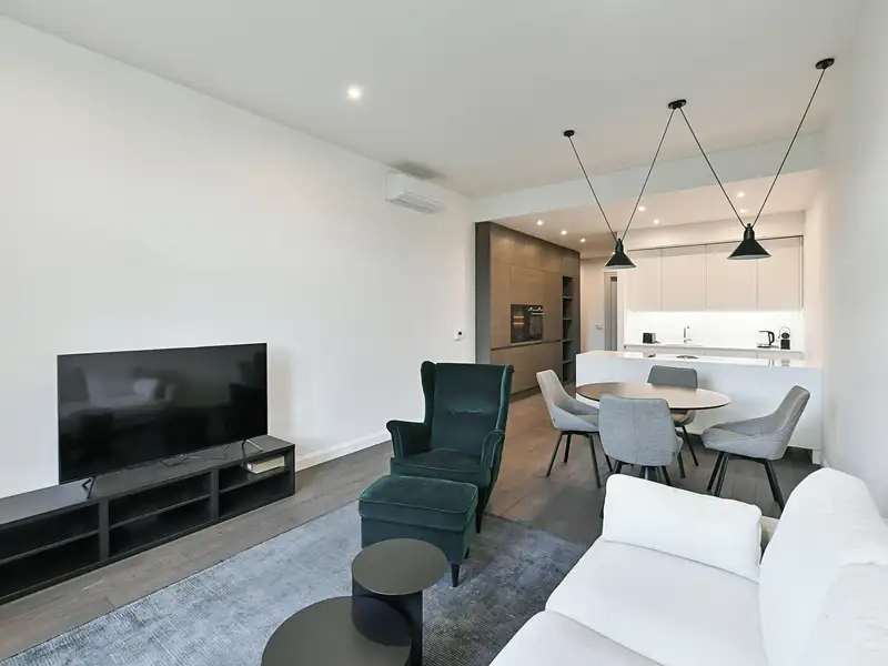 Pronájem bytu 3+kk 95 m², Praha – náhled fotky 1