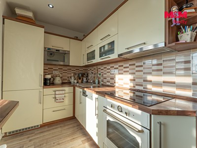 Prodej bytu 2+1, 63 m² (3 z 11)