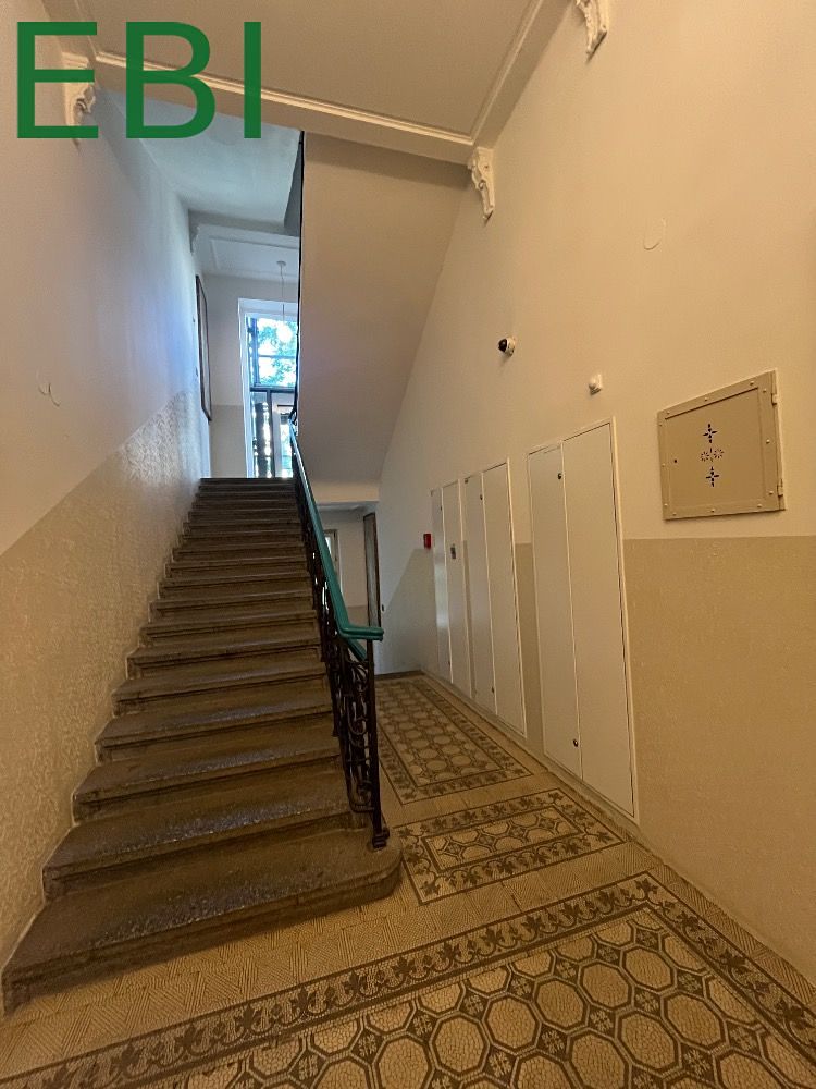 Pronájem bytu 2+kk 48 m² – fotografie 3