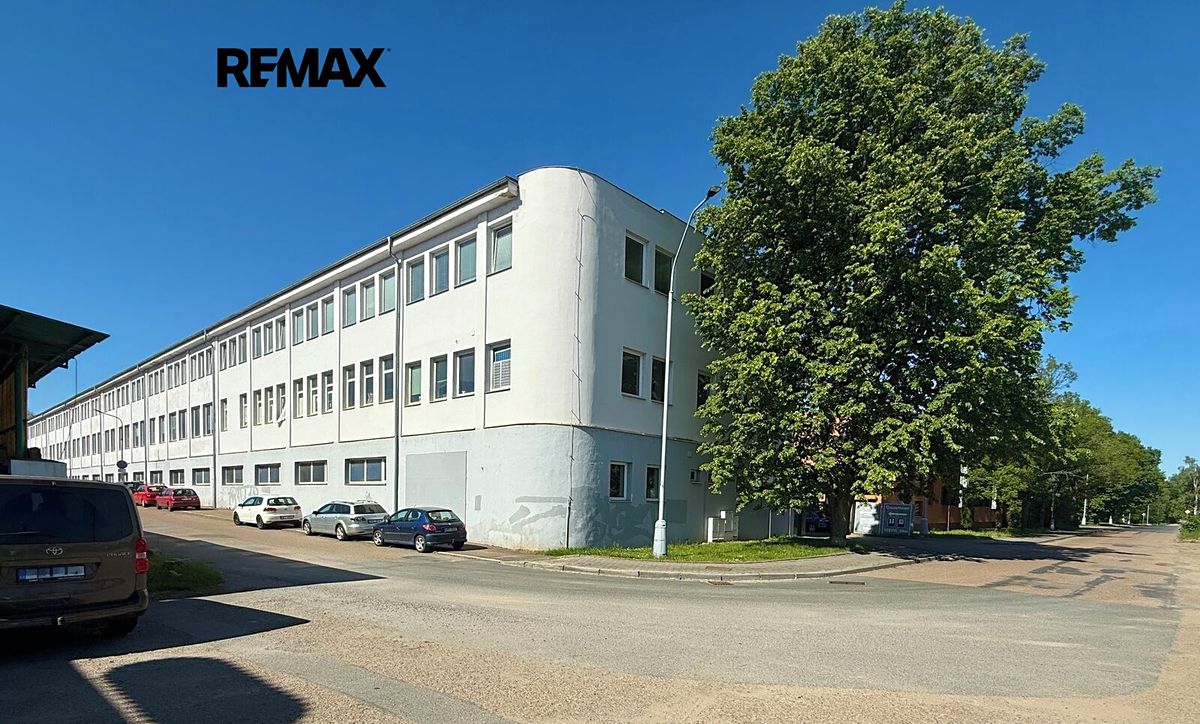 Pronájem skladového prostoru 600 m², Rokycany – fotka 1 z 3