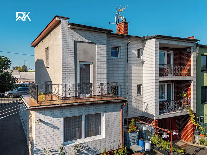 Prodej rodinného domu 252 m², pozemek 658 m², Kolín – náhled fotky 3