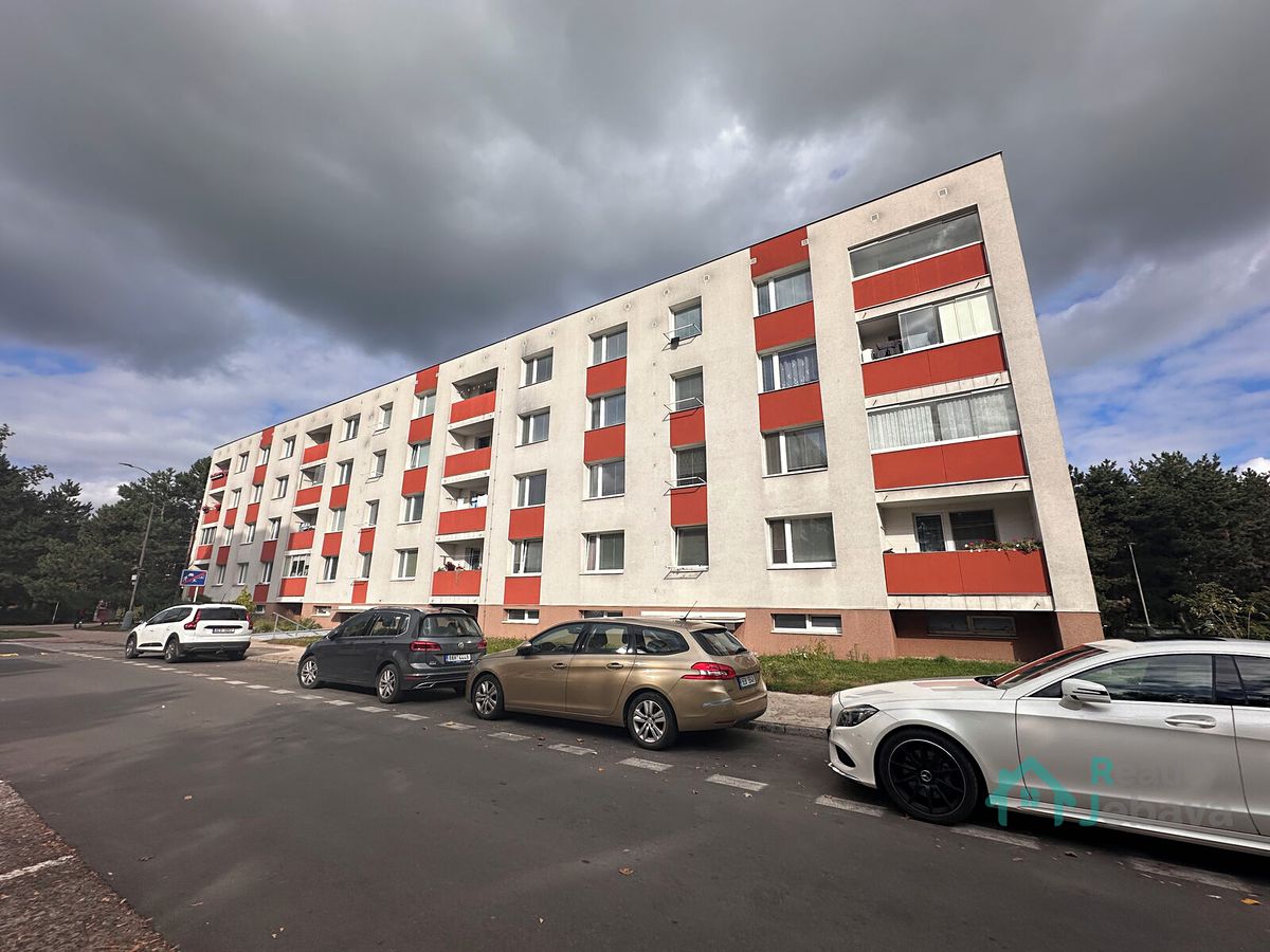 Pronájem bytu 3+1 75 m², Chrudim – fotka 1 z 3