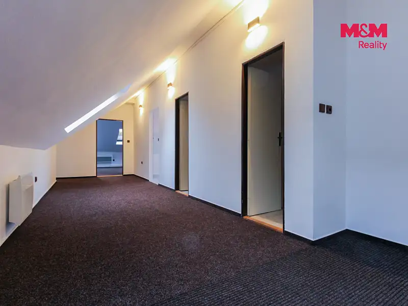 Pronájem kanceláře 27 m², Jeseník – náhled fotky 3