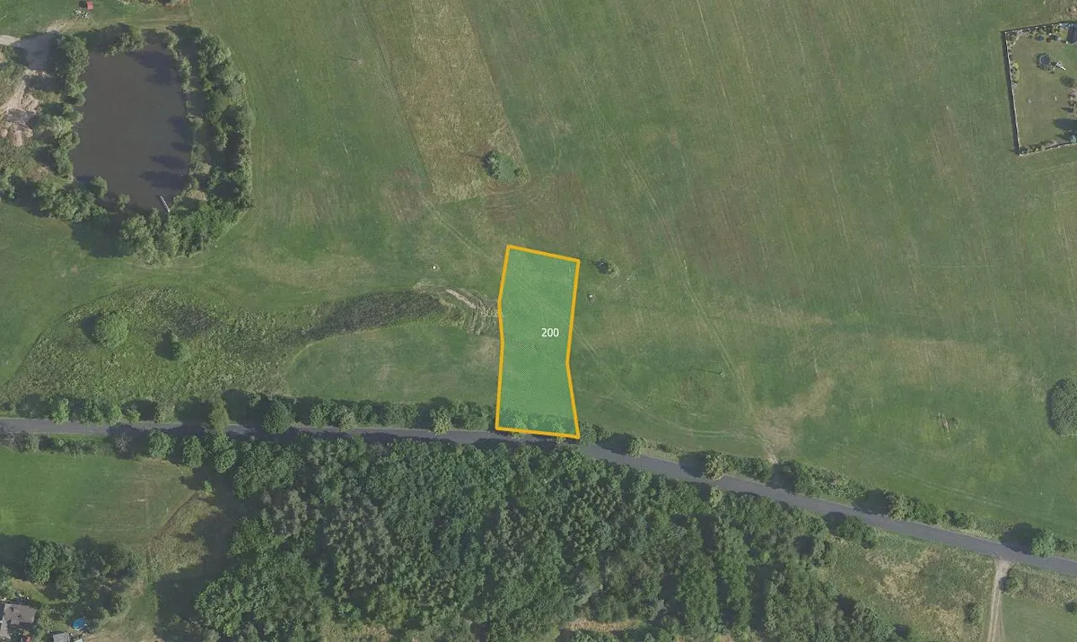 Prodej pole 32127 m²