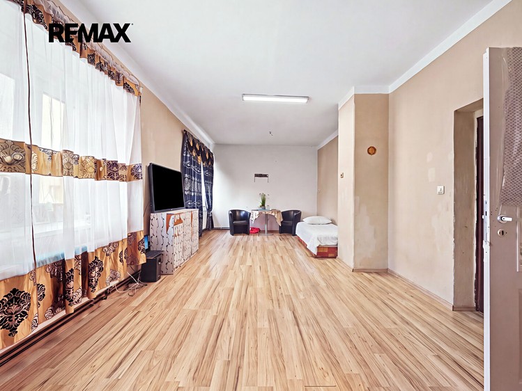 Haus zum Kauf, 300 m² (7 von 46)