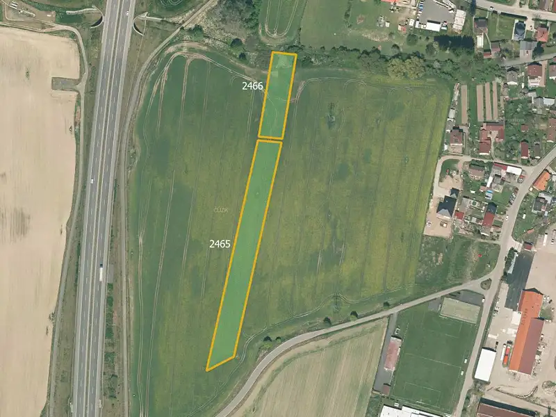 Prodej pole 8153 m², Košice – náhled fotky 1