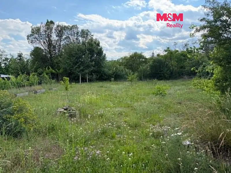 Prodej zahrady 1809 m², Znojmo – náhled fotky 1