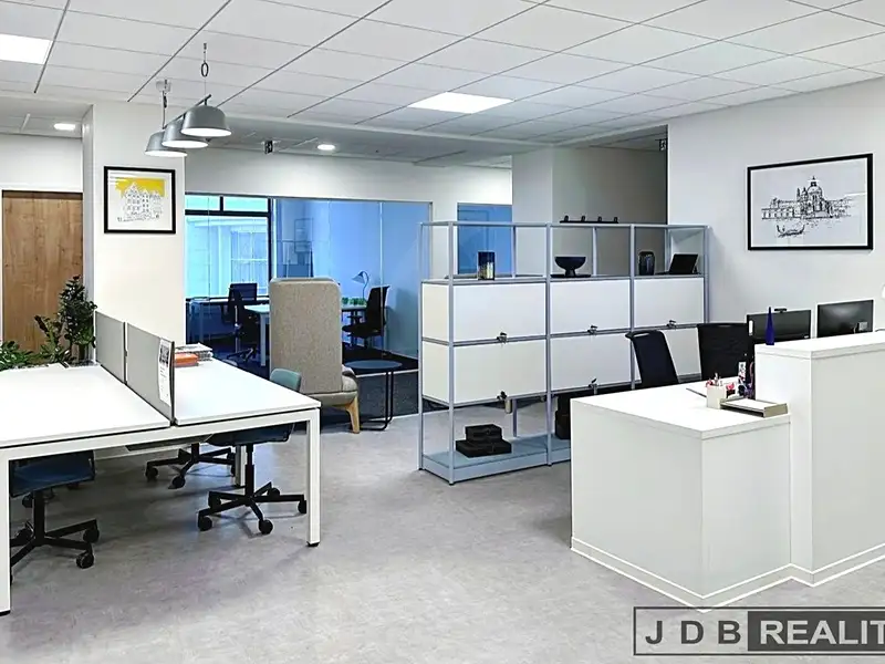 Pronájem kanceláře 40 m², Ostrava – náhled fotky 1