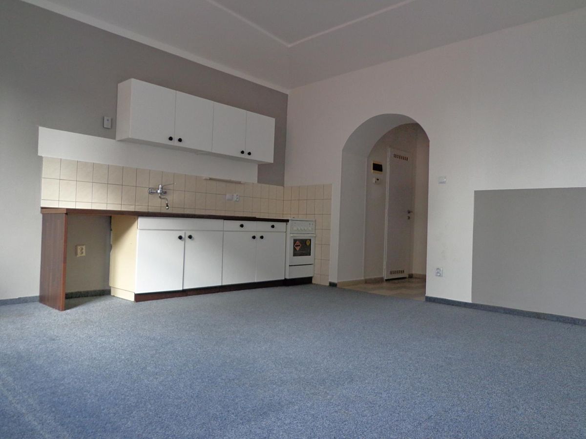 Pronájem bytu 2+kk 40 m²