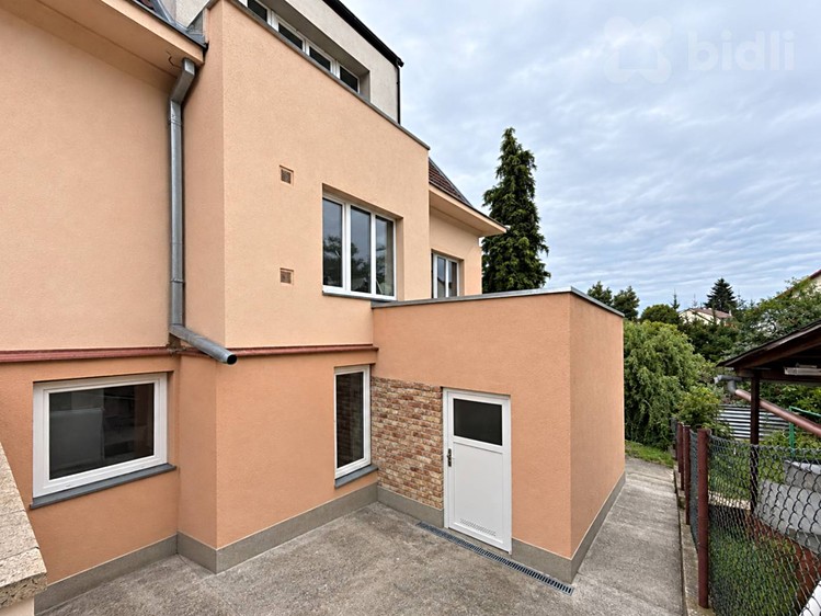 Будинок на продаж, 260 м² (3 з 33)