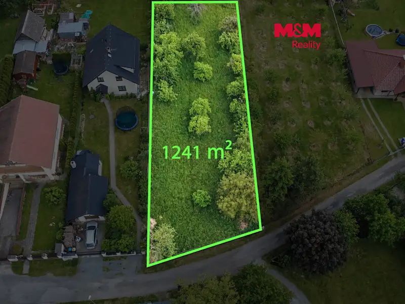 Prodej stavebního pozemku 1241 m², Velký Újezd – náhled fotky 1