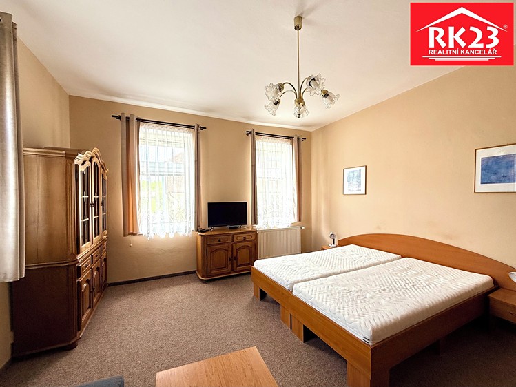 Pronájem bytu 1+kk, 40 m² (2 z 7)