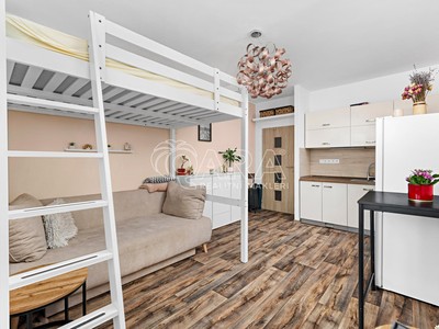 Prodej bytu 1+kk, 34 m² (2 z 9)