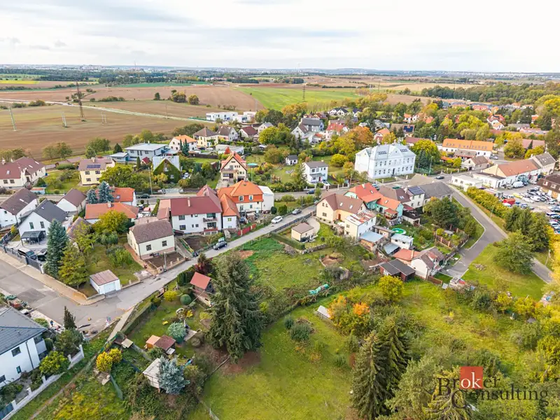 Prodej stavebního pozemku 547 m², Praha – náhled fotky 3
