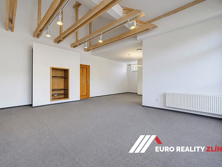 Комерційне приміщення в оренду, 477 м² (4 з 30)