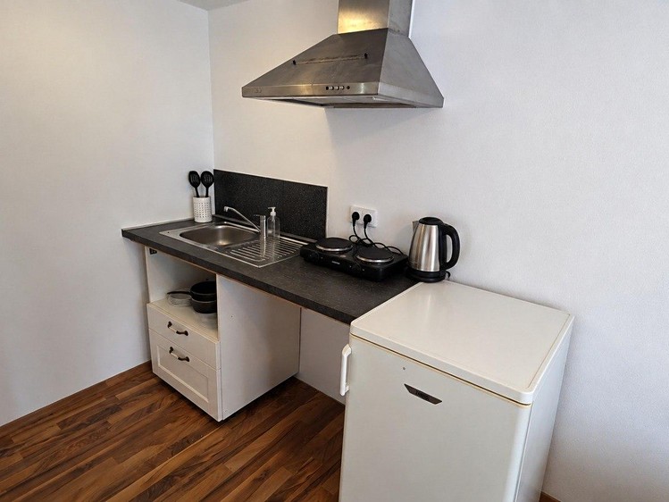 Pronájem bytu 1+kk, 22 m² (2 z 7)