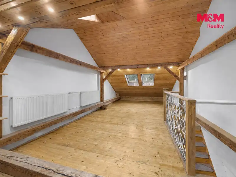Prodej rodinného domu 120 m², pozemek 4288 m², Praha – náhled fotky 3