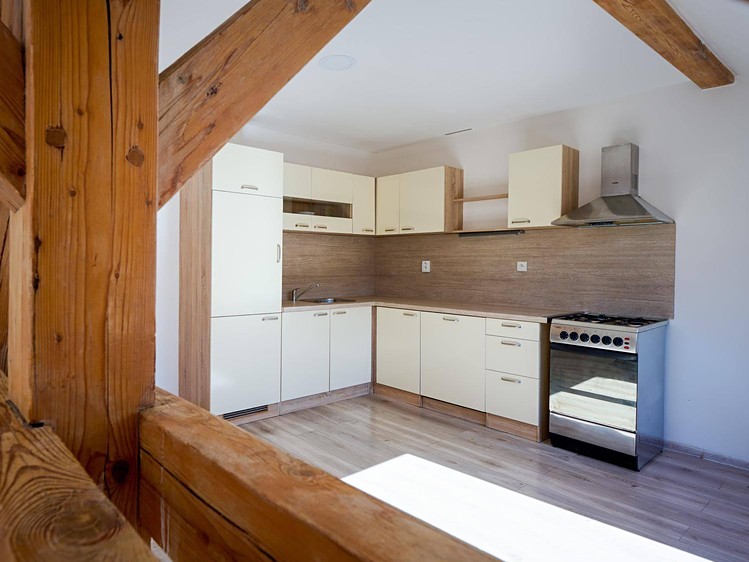 Квартира 3+kk в оренду, 99 м² (1 з 22)