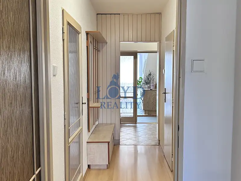 Prodej bytu 4+1 93 m², Karlovy Vary – náhled fotky 3
