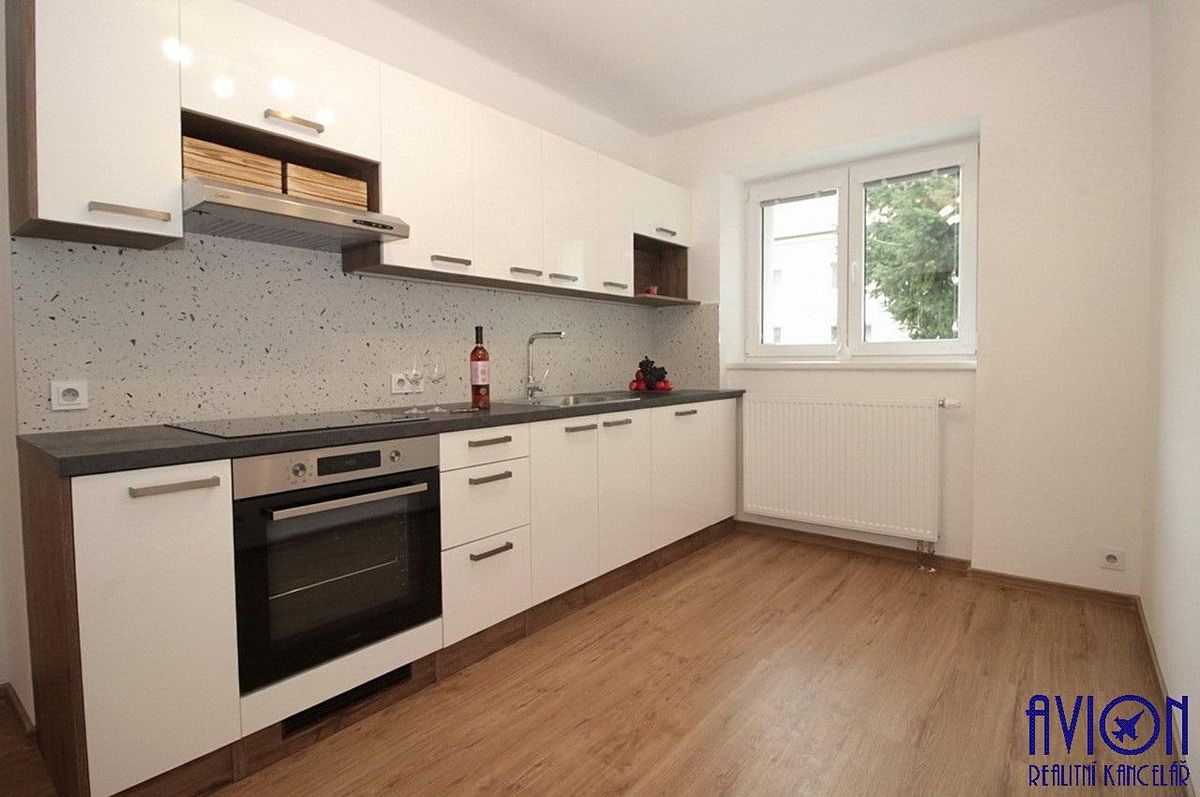 Pronájem bytu 2+1 54 m², Kolín – fotka 1 z 3