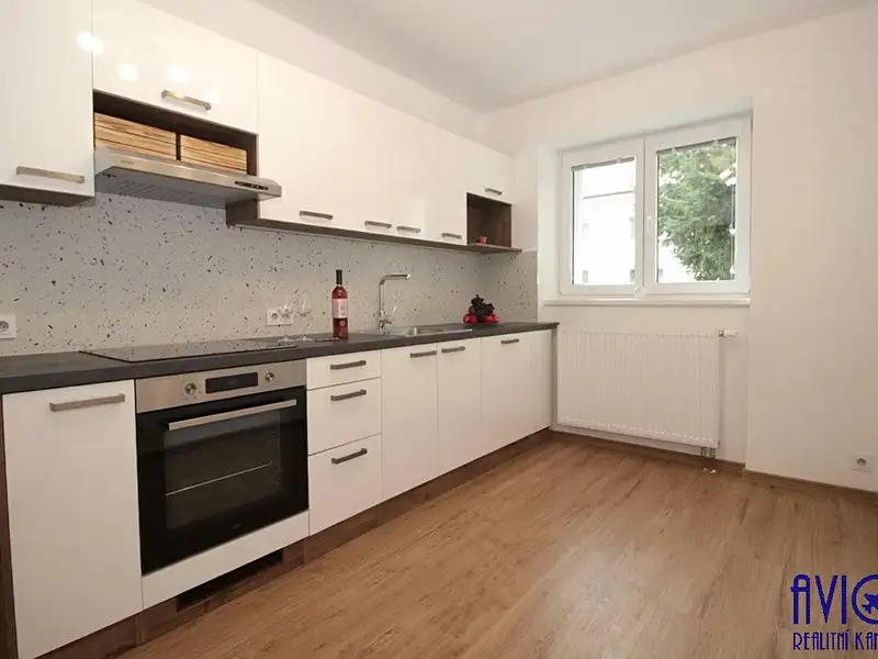 Pronájem bytu 2+1 54 m², Na Magistrále, Kolín – Kolín II