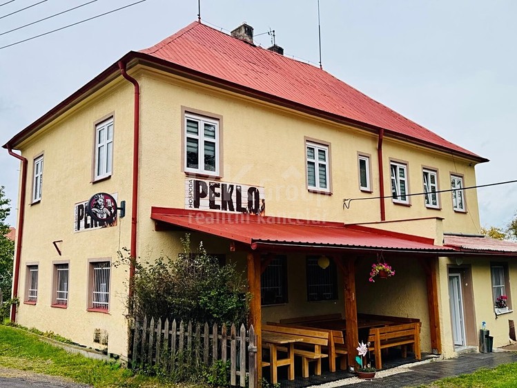Prodej domu, 260 m² (1 z 20)