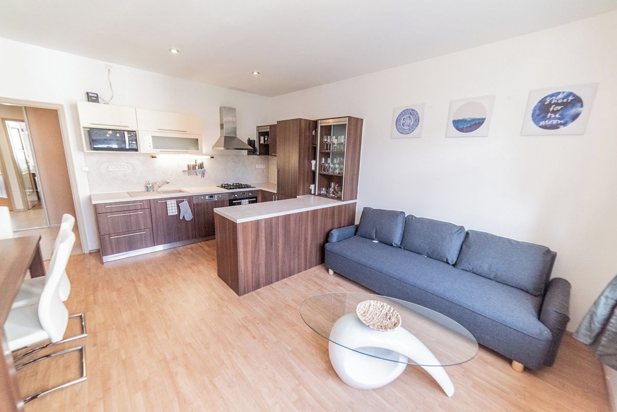 Pronájem bytu 2+kk 63 m²