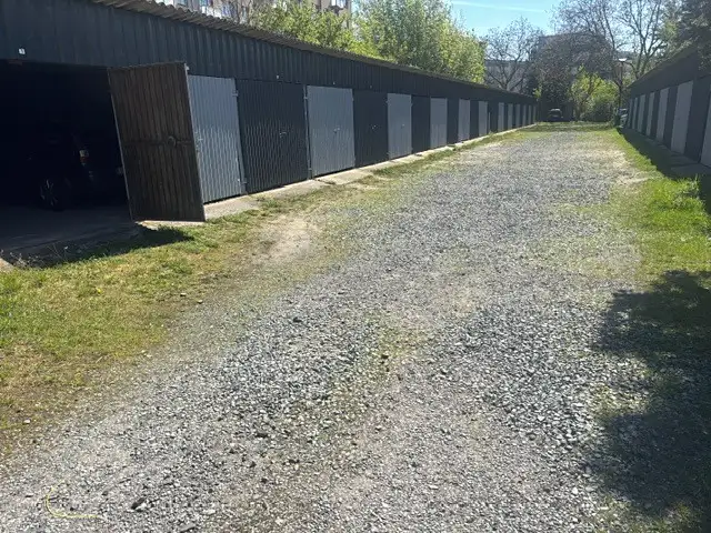 Pronájem garáže 16 m², Praha – náhled fotky 3