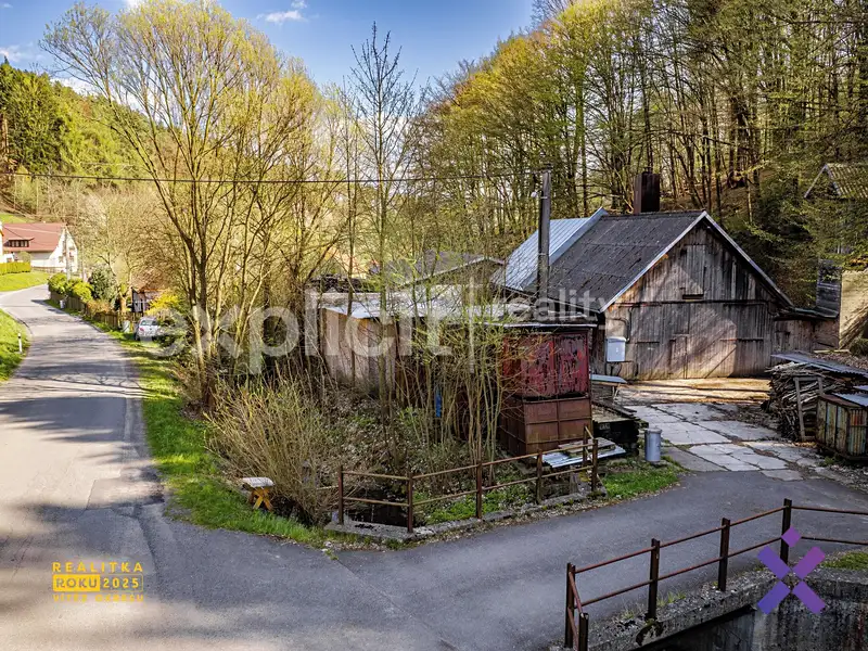 Prodej výrobní haly, prostoru 500 m², Kateřinice – náhled fotky 2