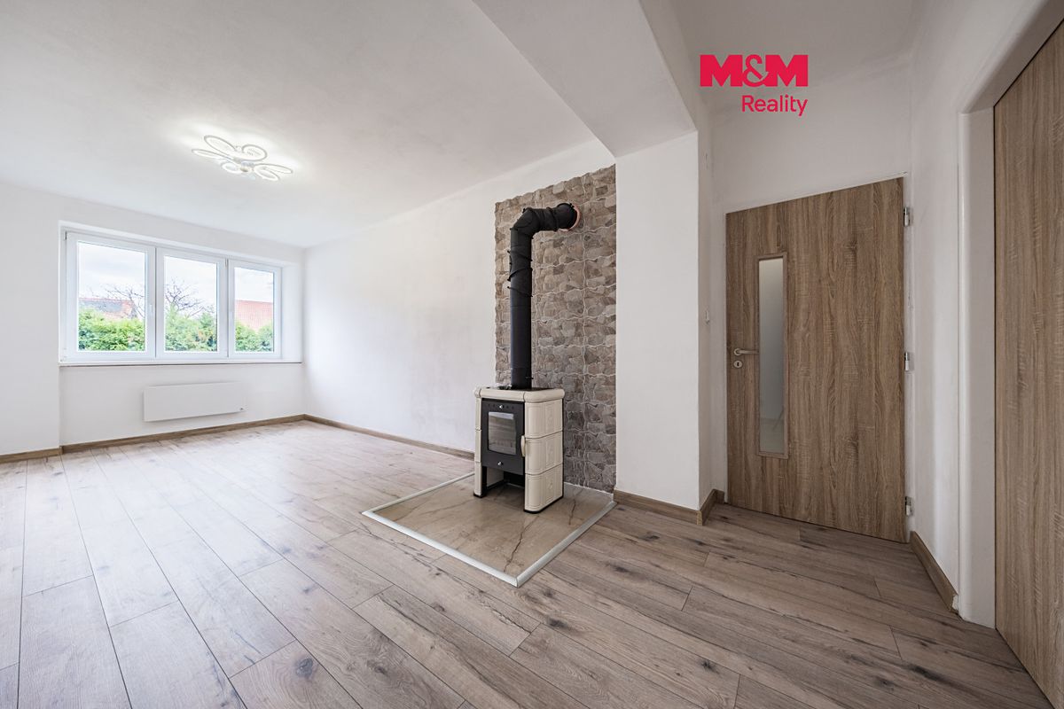 Pronájem bytu 2+1 55 m², Tochovice – fotka 1 z 3