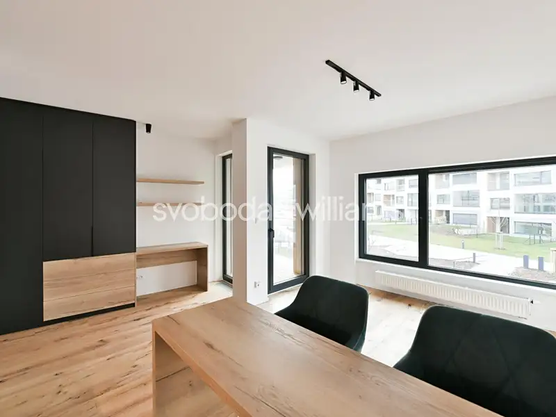 Prodej bytu 1+kk 32 m², Praha – náhled fotky 2
