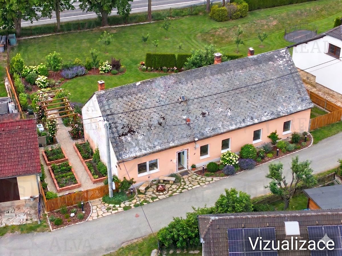 Prodej rodinného domu 140 m², pozemek 400 m², Hodonín – fotka 1 z 3