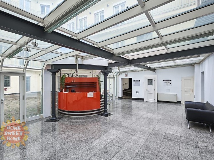 Pronájem komerčního prostoru, 212 m² (11 z 22)