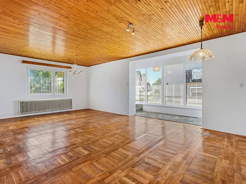 Prodej rodinného domu 240 m², pozemek 703 m², Turnov – náhled fotky 3