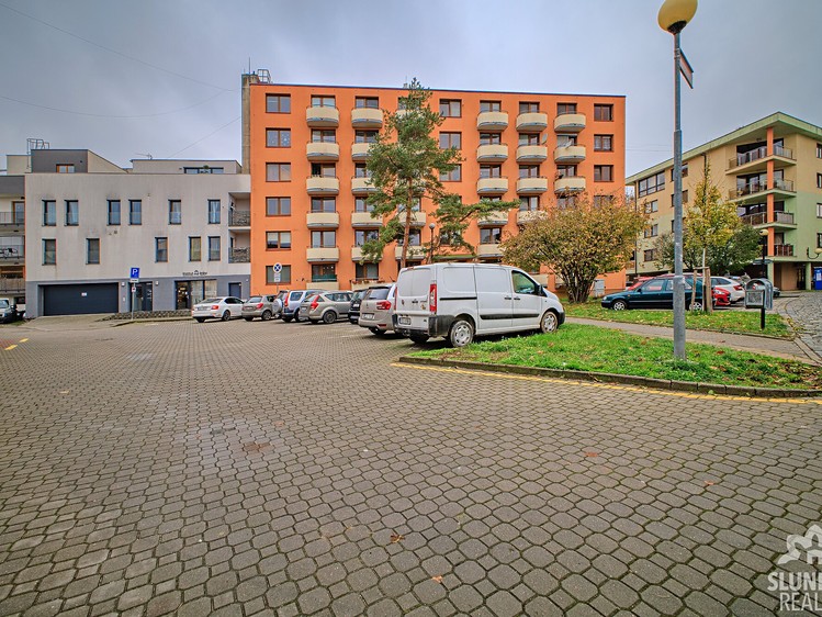 Pronájem bytu 1+kk, 28 m² (7 z 7)