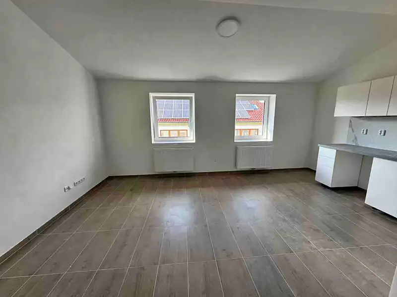 Pronájem bytu 2+kk 50 m², Brno – náhled fotky 1