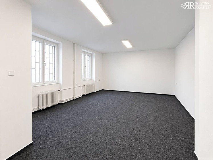 Комерційне приміщення в оренду, 35 м² (2 з 3)