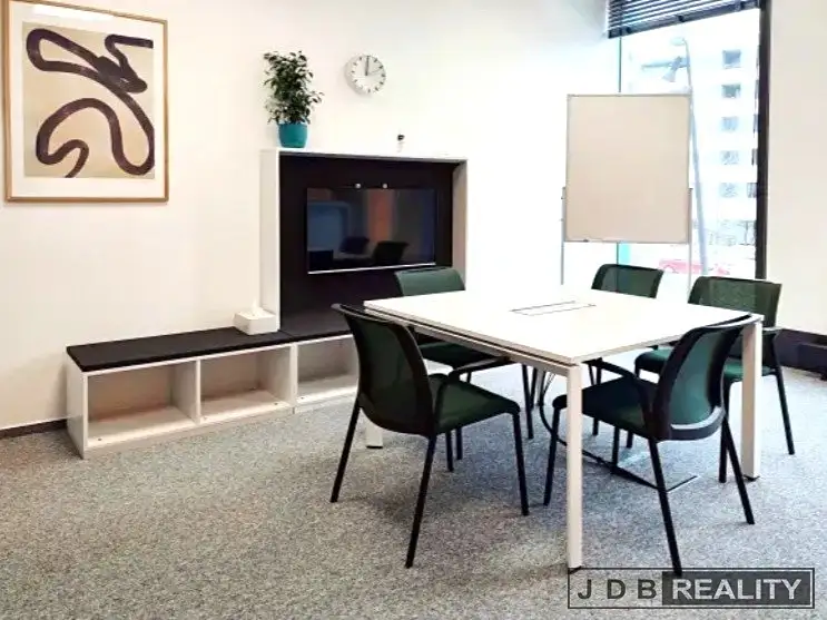 Pronájem kanceláře 60 m², Praha – náhled fotky 2
